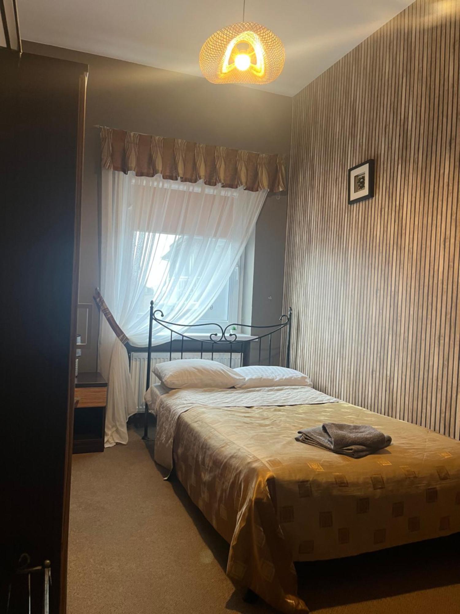 Hotel Chrobry Łęczyca Εξωτερικό φωτογραφία