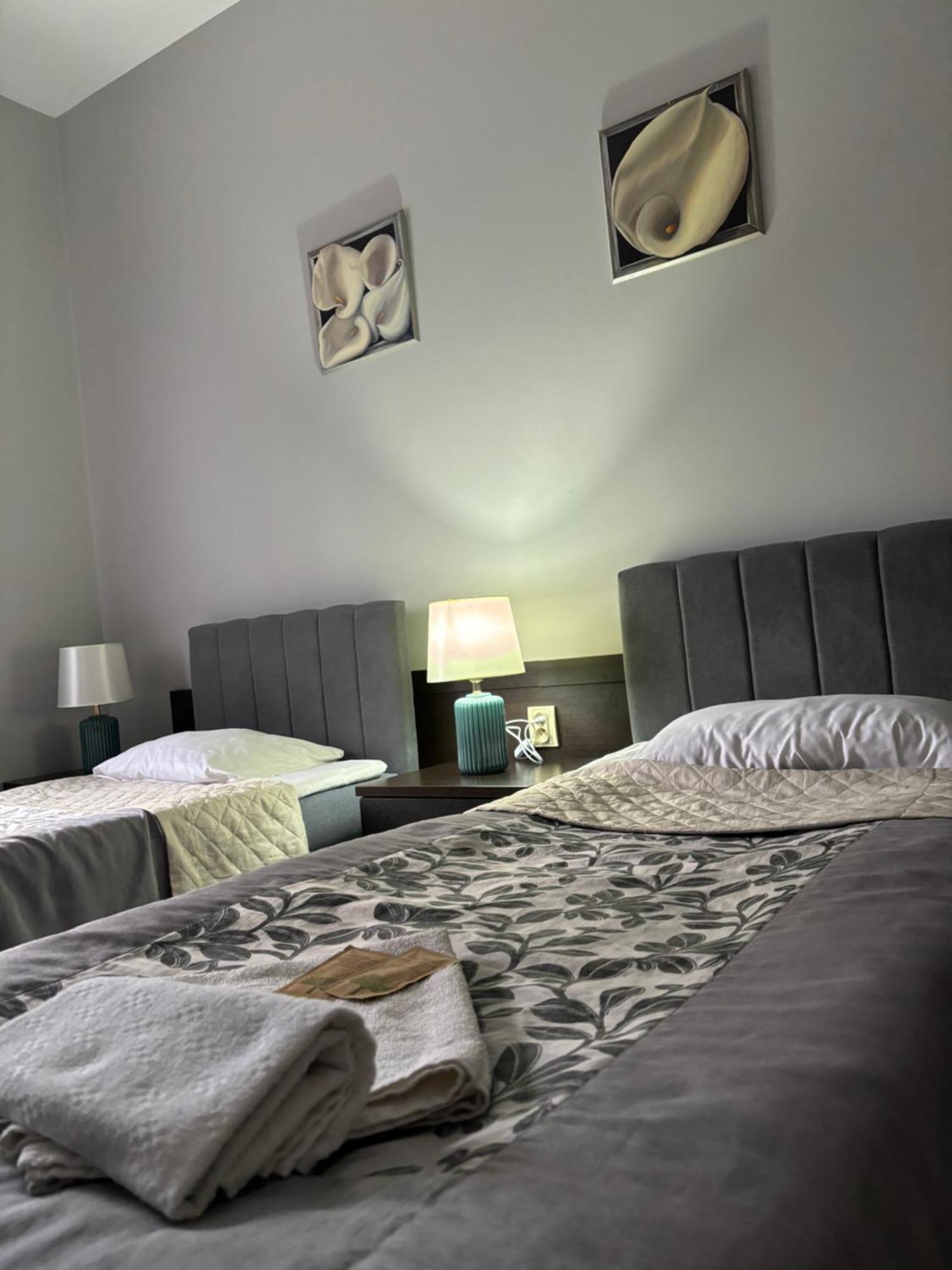 Hotel Chrobry Łęczyca Εξωτερικό φωτογραφία