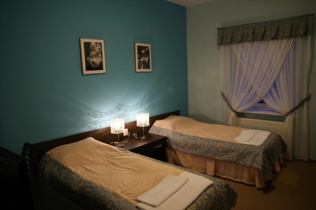 Hotel Chrobry Łęczyca Δωμάτιο φωτογραφία